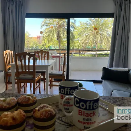 Cannes Center, Con Vistas A La Piscina. Apartment *