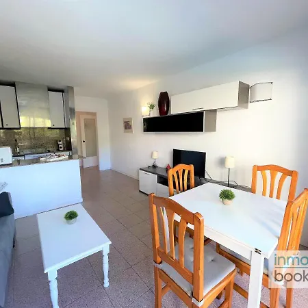 Cannes Center, Con Vistas A La Piscina. Apartment *
