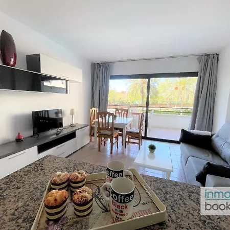 Cannes Center, Con Vistas A La Piscina. Appartement